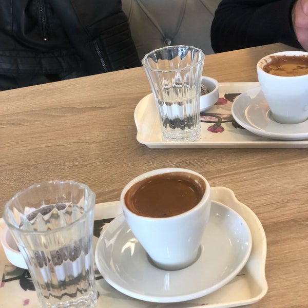 Foto tomada en Kardelen Pasta&amp;Cafe  por Eray T. el 1/17/2019