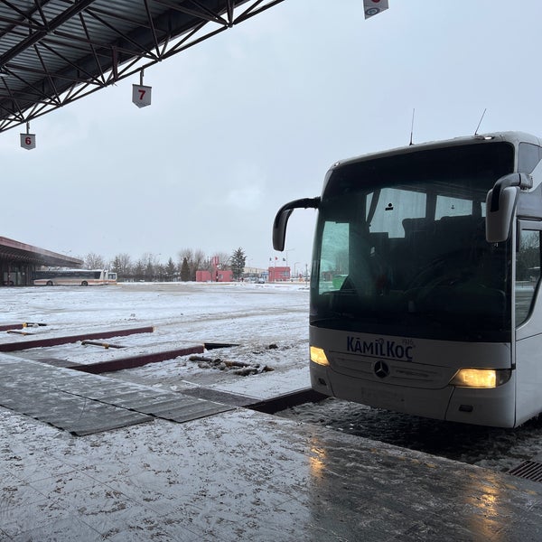 Снимок сделан в Eskişehir Şehirler Arası Otobüs Terminali пользователем İlker U. 1/23/2022