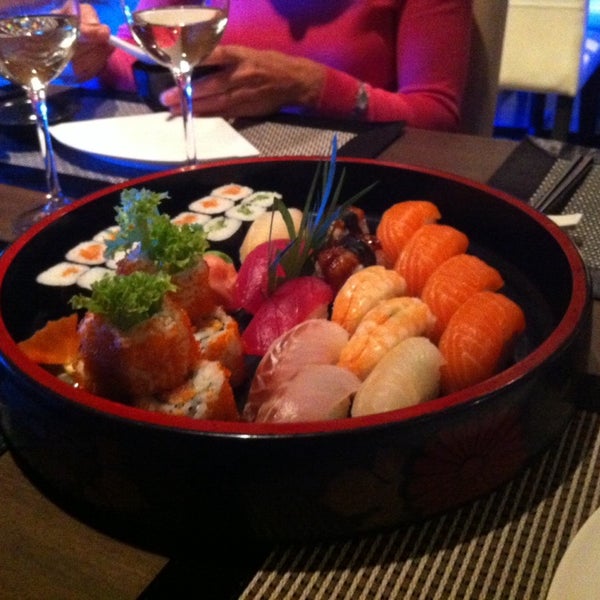 Das Foto wurde bei Samurai restaurant von Karel P. am 12/30/2013 aufgenommen