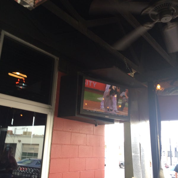 Wing Daddy's Sauce House 1461 N Lee Trevino Dr