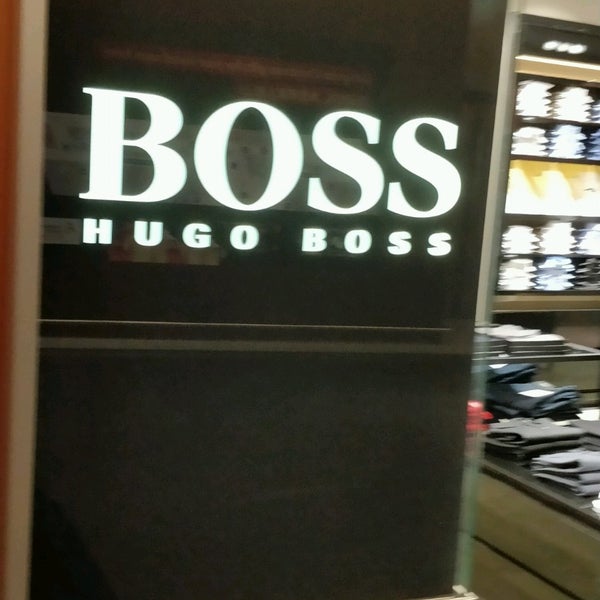 Hugo Boss магазин. Магазин Хуго босс в ГУМЕ. Магазин Хьюго босс на Ленинском. Хуго босс на Ленинском 20. Bossy магазин