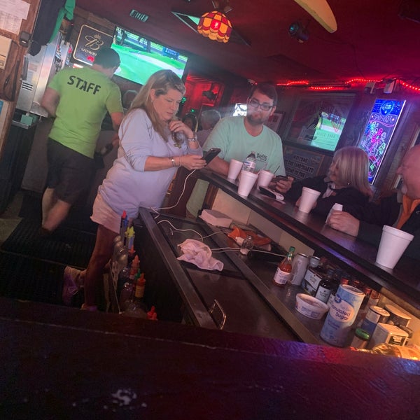 Sandshaker Lounge & Package Pensacola Beach 731 Pensacola Beach Blvd