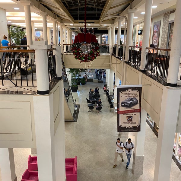 รูปภาพถ่ายที่ Terraço Shopping โดย Leonardo C. เมื่อ 12/17/2019