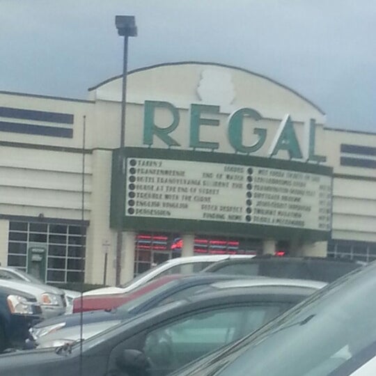 Photos at Regal Burlington 22 tips from 1880 visitors