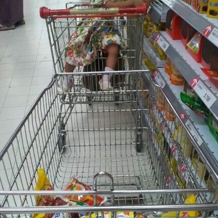 Photo taken at Carrefour by Kiky R. on 2/3/2013