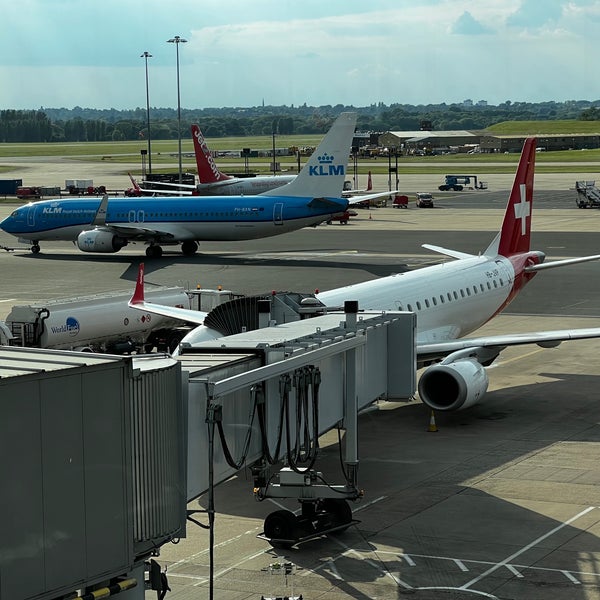 รูปภาพถ่ายที่ Birmingham Airport (BHX) โดย Sora เมื่อ 6/2/2022