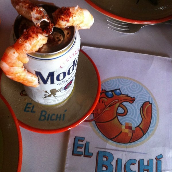 รูปภาพถ่ายที่ El Bichi โดย Nuget S. เมื่อ 6/23/2013