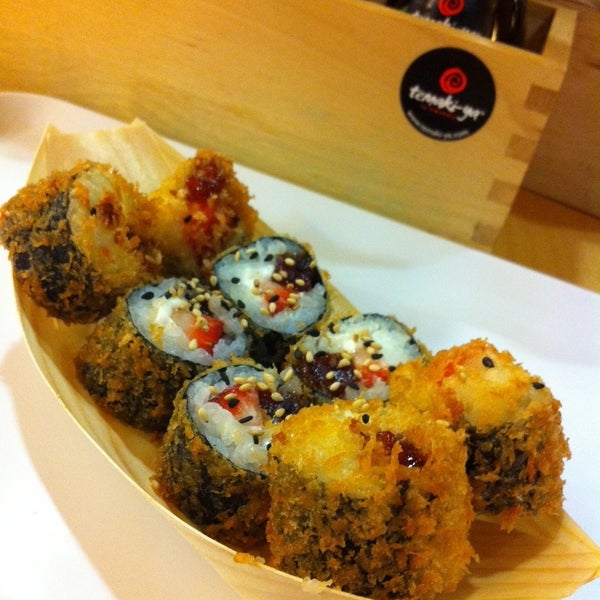 10/16/2013 tarihinde Temaki-yaziyaretçi tarafından Temaki-ya'de çekilen fotoğraf