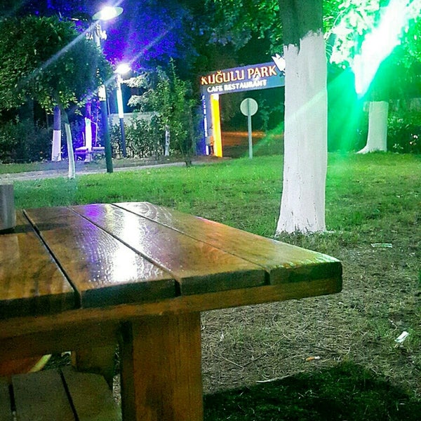 Foto tomada en Kuğulu Park Cafe &amp; Restaurant  por 👑 DENNIS 👑 . el 7/25/2021