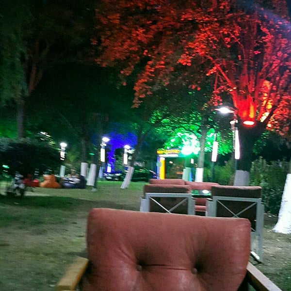 Foto tomada en Kuğulu Park Cafe &amp; Restaurant  por 👑 DENNIS 👑 . el 7/26/2021