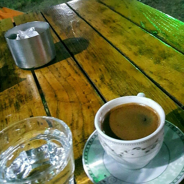 Снимок сделан в Kuğulu Park Cafe &amp; Restaurant пользователем 👑 DENNIS 👑 . 7/25/2021