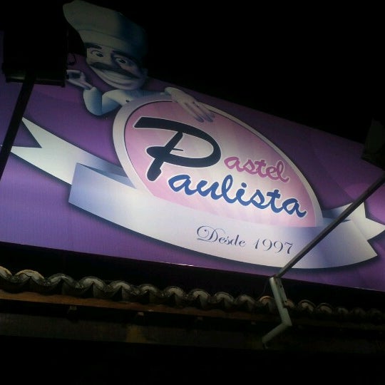 10/24/2012 tarihinde Bruninha D.ziyaretçi tarafından Pastel Paulista'de çekilen fotoğraf