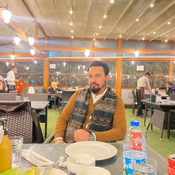 Foto diambil di Çulcuoğlu Restaurant oleh Mahmut A. pada 11/16/2021