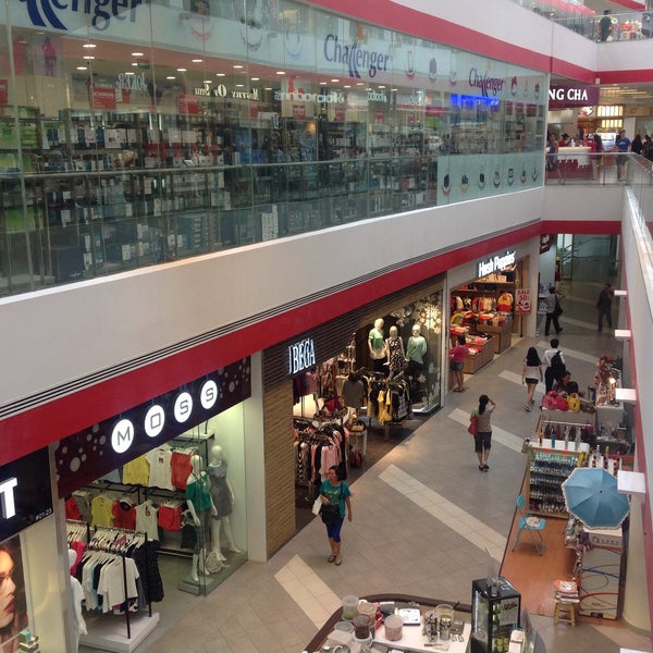 AMK Hub Ang Mo Kio 53 Ang Mo Kio Ave. 3