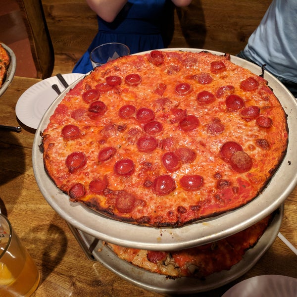 Photo taken at Star Tavern Pizzeria by Andrew M. on 8/6/2017