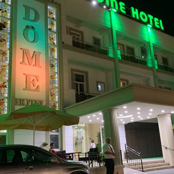 รูปภาพถ่ายที่ The Dome Hotel โดย Cagri A. เมื่อ 9/30/2022