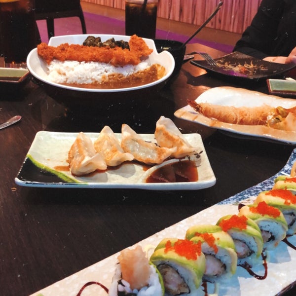 Photo taken at Sushi Waka by Eng. Abeer🦋✨ on 7/4/2019