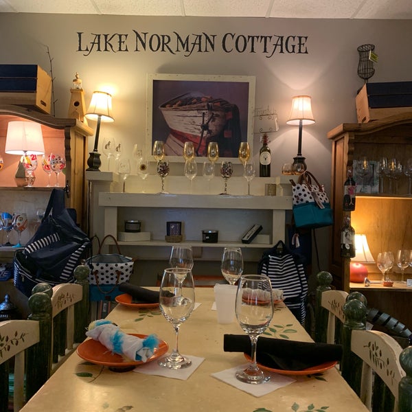 Lake Norman Cottage Wine Bar