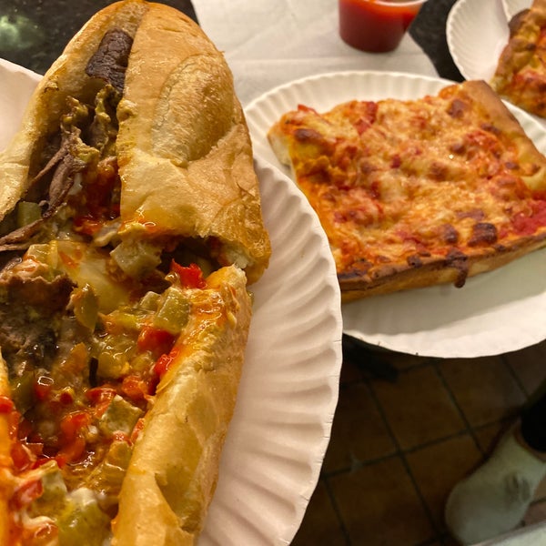 Photo taken at Pinocchio&#39;s Pizza &amp; Subs by M . on 11/7/2021