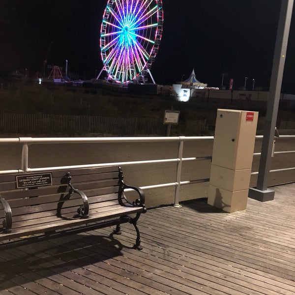Das Foto wurde bei Steel Pier Amusements von Mark B. am 11/5/2018 aufgenommen