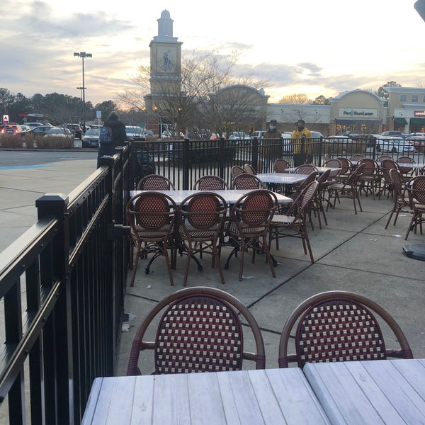 Photos at Queenstown Premium Outlets Queenstown, MD