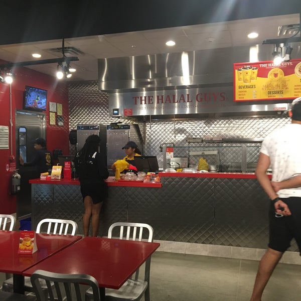 Photo taken at The Halal Guys by Noor S. on 8/19/2017