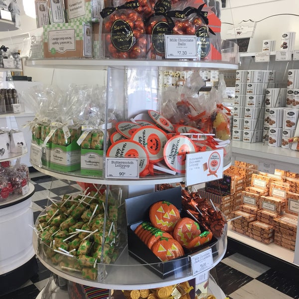 See's Candies Candy Store in Burlingame