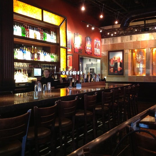 Photo taken at BJ&#39;s Restaurant &amp; Brewhouse by Mike H. on 11/11/2012