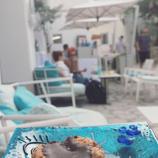 Photo taken at Meliã Villa Capri by Alhanouf.M on 8/22/2018