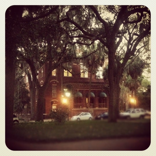 Pulaski House Historic DistrictSouth 328 Barnard St