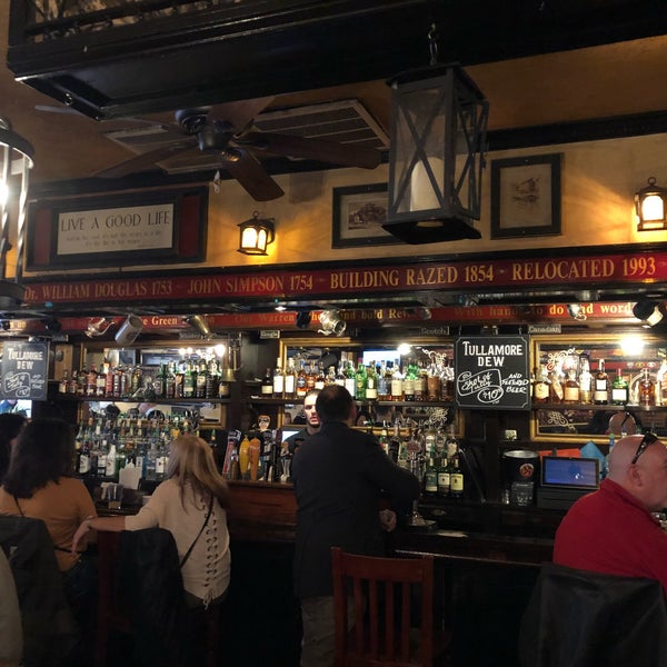 Photo taken at Green Dragon Tavern by Vicente on 10/14/2018