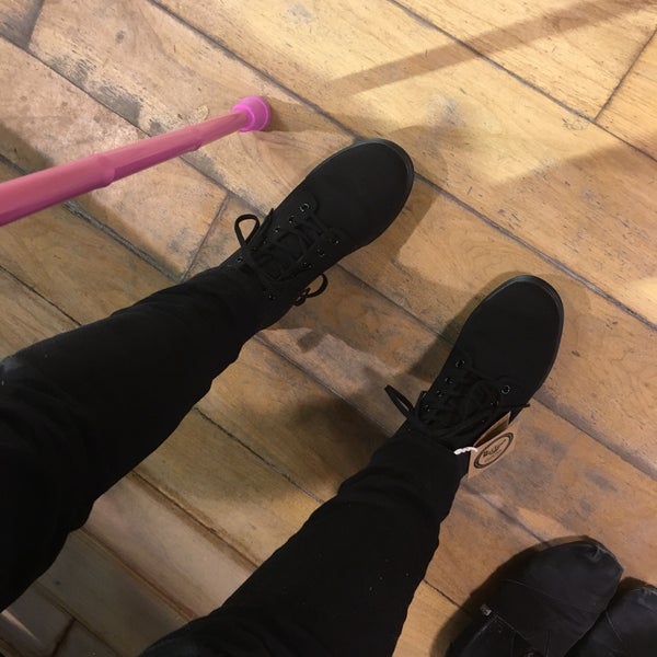 Doc martens newbury street deals