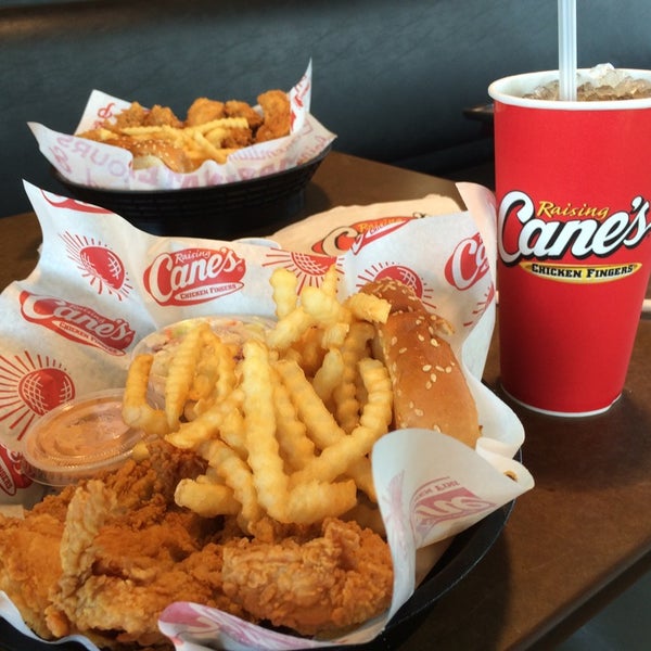 Photo taken at Raising Cane&#39;s Chicken Fingers by Wesley P. on 7/12/2014