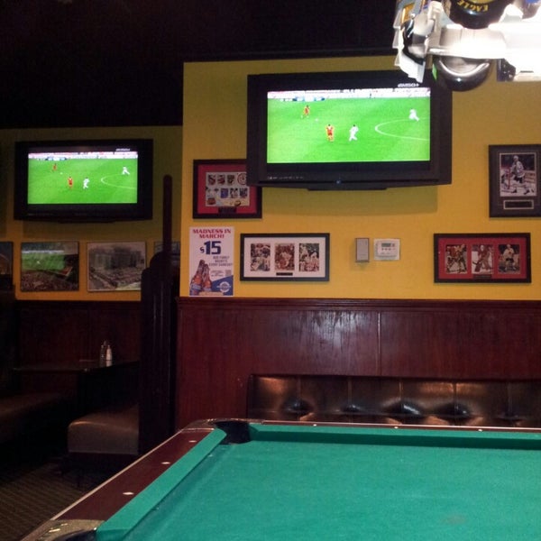 Photo taken at Allstars Sports Bar &amp; Grill by Alfares A. on 4/2/2013