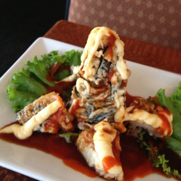 รูปภาพถ่ายที่ Banzai Sushi โดย C P E. เมื่อ 7/25/2013