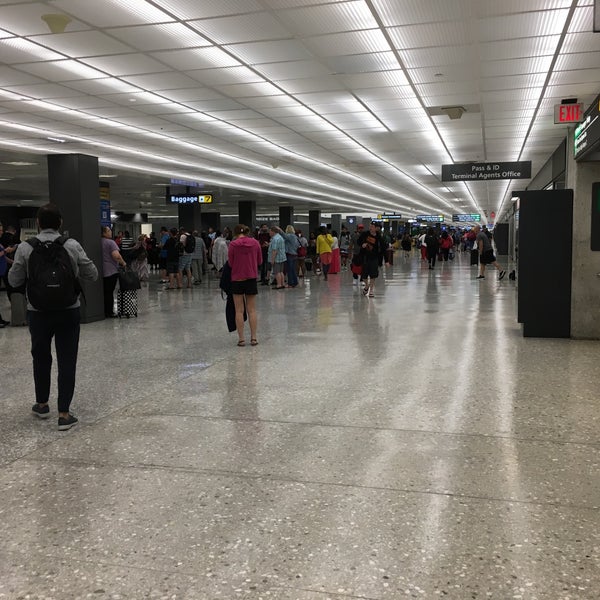 Рыбак в аэропорту. Main terminal. Main terminal. Аэропорт малага испания. Беспилотник пулково.