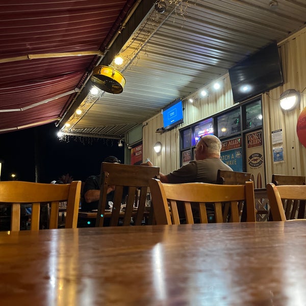 7/3/2023 tarihinde Andrew T.ziyaretçi tarafından Port Allen Sunset Grill &amp; Bar'de çekilen fotoğraf