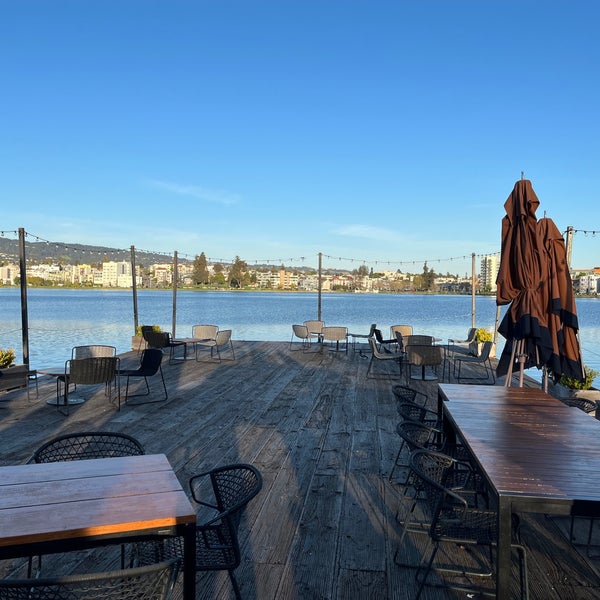 Photo taken at The Lake Chalet Seafood Bar &amp; Grill by Andrew T. on 4/9/2023