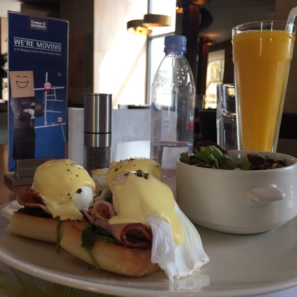 The Egg Benedict with is very good 🍳 and the orange juice is fresh and tasty 😋 I would recommend it to anyone 👌