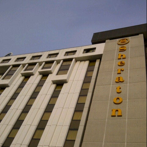 Das Foto wurde bei Four Points by Sheraton Padova Hotel &amp; Conference Center von Sonia Z. am 10/4/2012 aufgenommen
