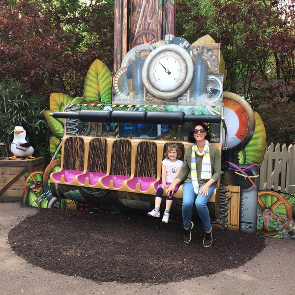 5/14/2016 tarihinde Adorján K.ziyaretçi tarafından Chessington World of Adventures Resort'de çekilen fotoğraf