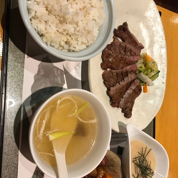 Fotos En 炭火牛タン焼しおや 本店shioya Parrilla Fotos En 炭火牛タン焼しおや 本店shioya Parrilla