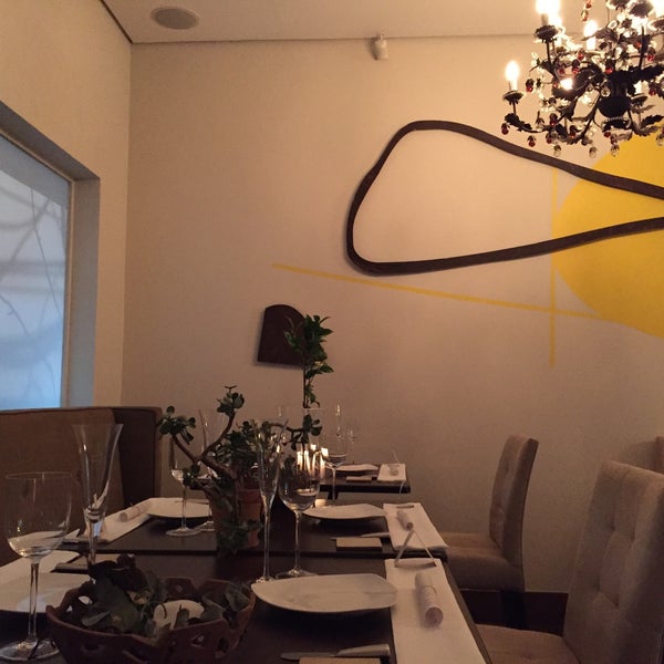 Foto tirada no(a) Restaurante Manu por Joao Paulo Y. em 12/15/2015