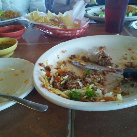 Foto tomada en Lindo Mexico Restaurant  por Joel B. el 10/28/2012