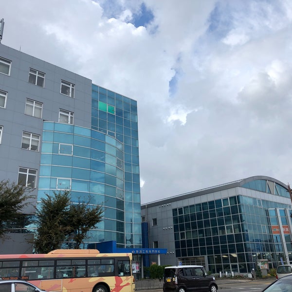 Nit 新潟工科専門学校 新潟市 新潟県