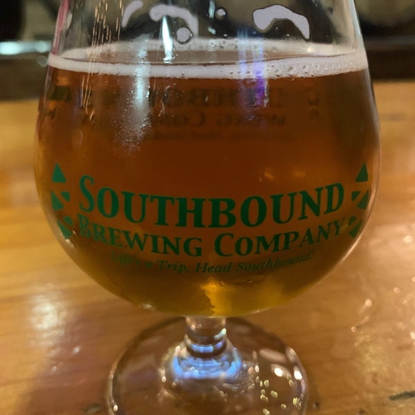 Foto diambil di Southbound Brewing Company oleh Dale W. pada 2/1/2020