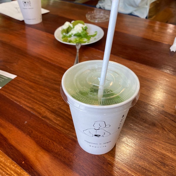 Photo taken at Meejai Hai Matcha - Matcha Green Tea Cafe by Nalin K. on 5/15/2022