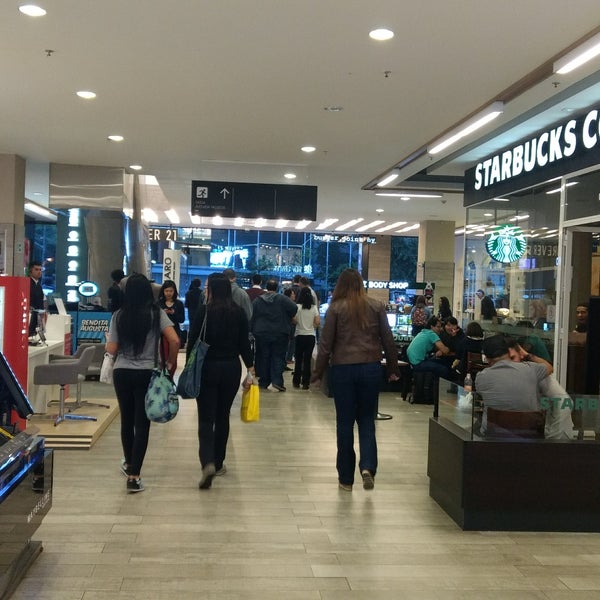 Foto tirada no(a) Top Center Shopping por Tuco.O A. em 9/1/2017