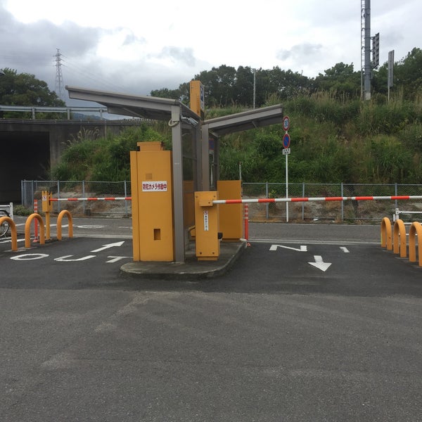 Photos At 市営三島川之江ic高速バス利用者駐車場 Parking In 四国中央市 Photos At 市営三島川之江ic高速バス利用者駐車場 Parking In 四国中央市