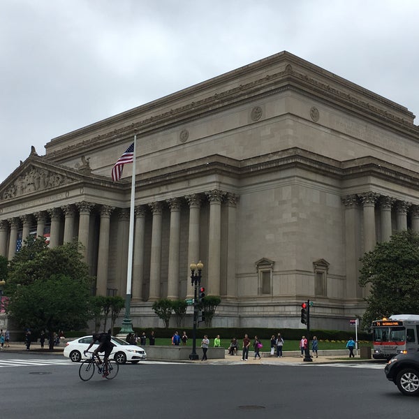 National Archives Public Vaults Federal Triangle 4 tips